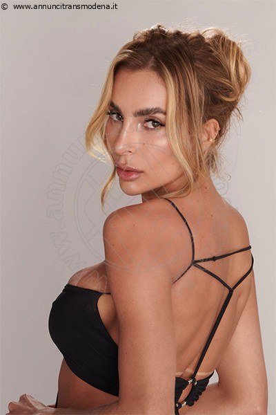 Foto Antonella  Annunci Sexy Transescort Londra