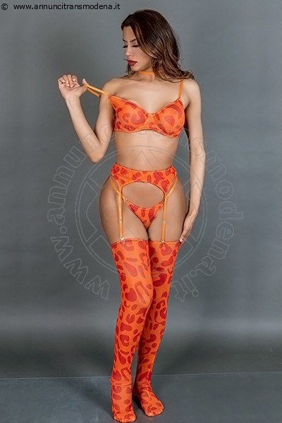 Foto Esmeralda Chanel  Annunci Sexy Transescort Zagabria