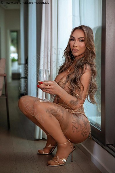 Foto Mariana Ferraz  Annunci Sexy Transescort Brescia