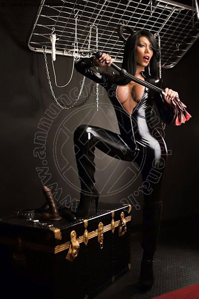 Foto Padrona Meg Castellani  Annunci Sexy Mistresstrans Padova
