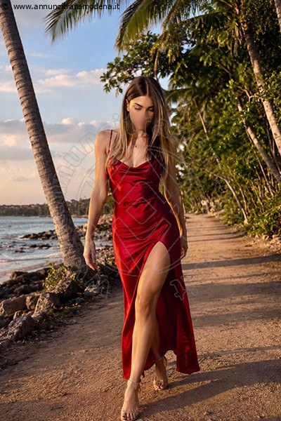 Foto Transex Italiana  Annunci Sexy Transescort Modena
